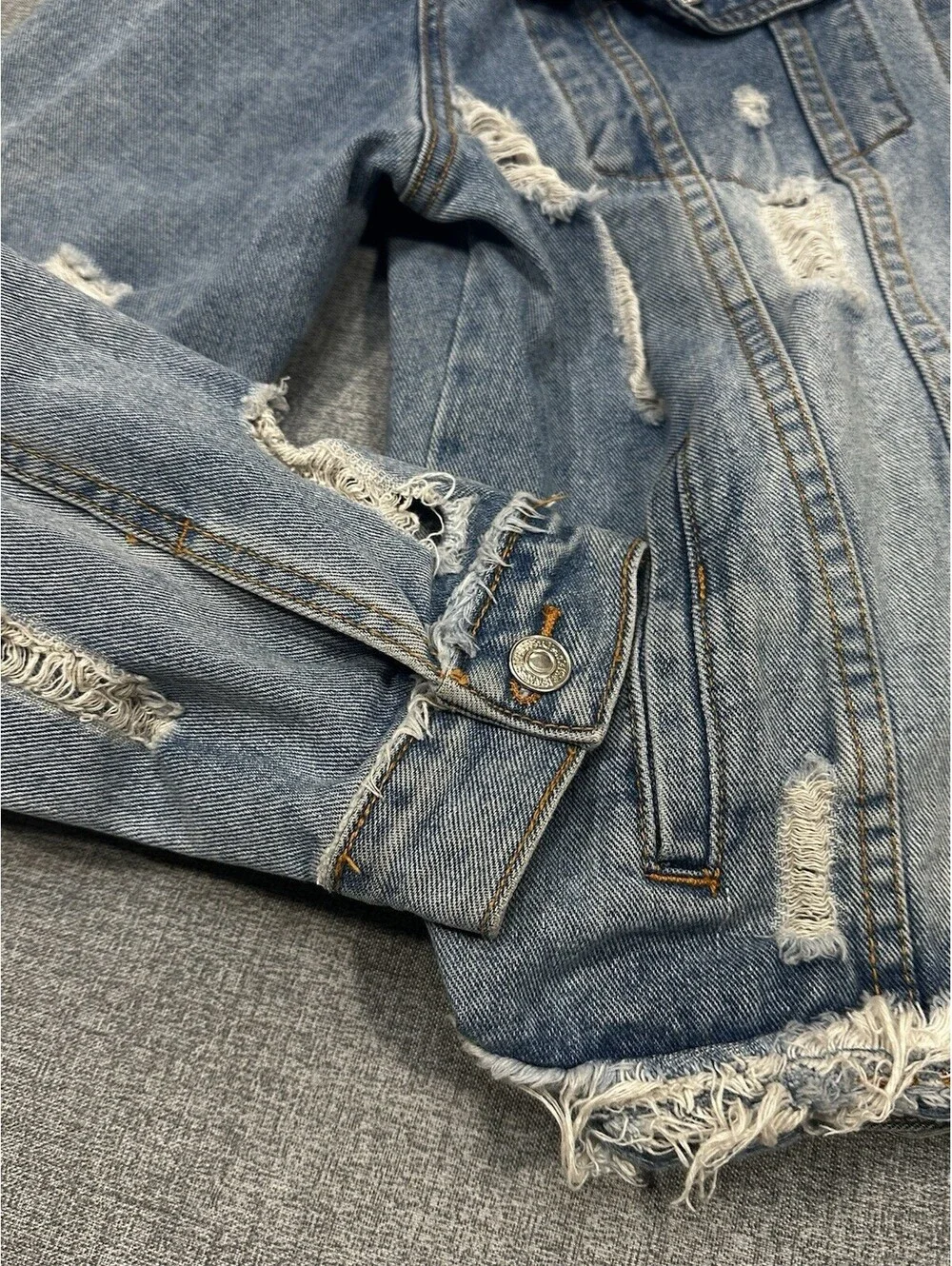 Distressed Denim Size S Fits M Jacket Wash Ripped Jean Jacket